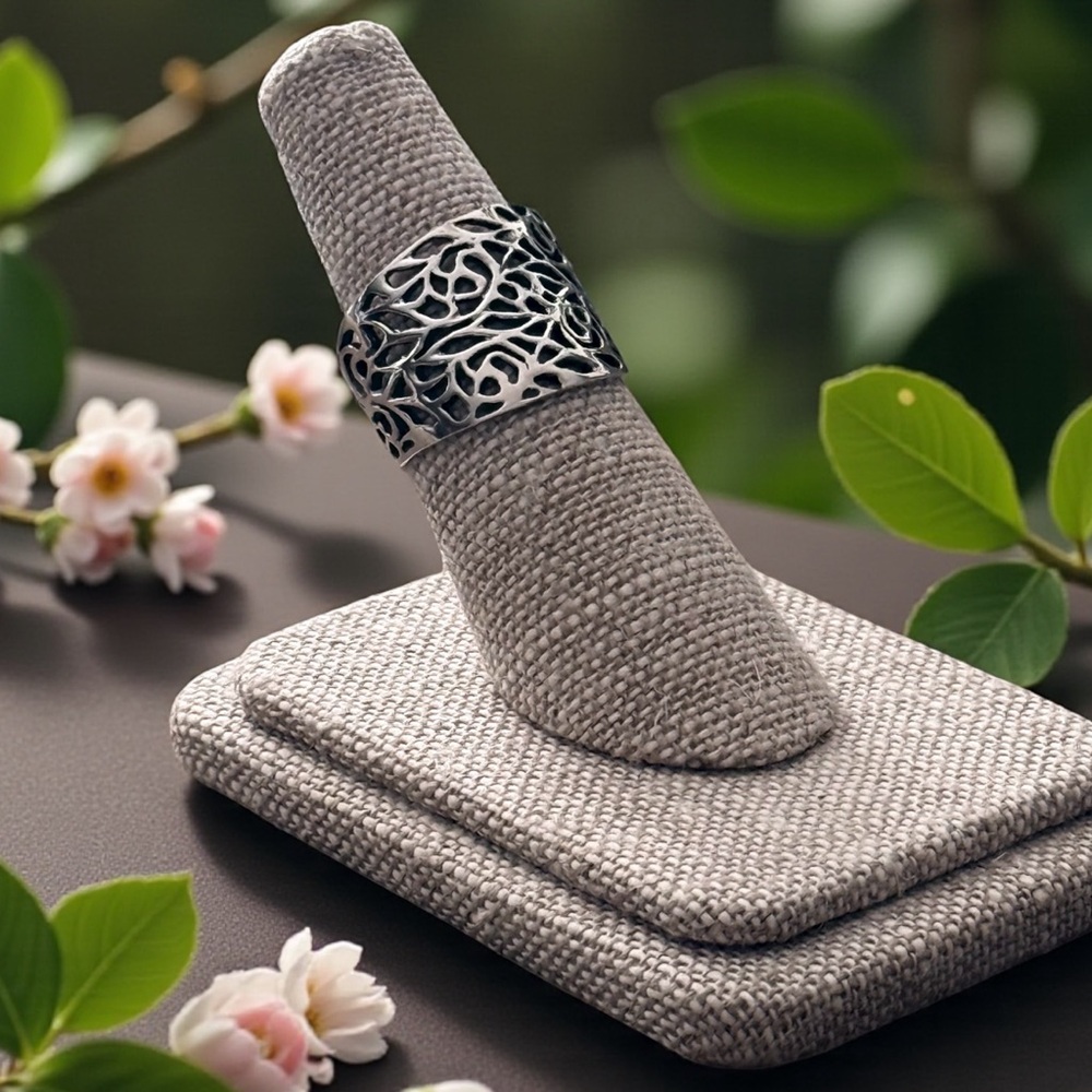 NWT 925 Sterling Silver Filigree Ring Band! Available in sizes 6-9! NEW! - Picture 3 of 8
